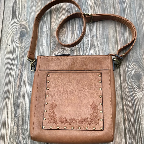 Bass Handbags - BASS tan leather crossbody purse